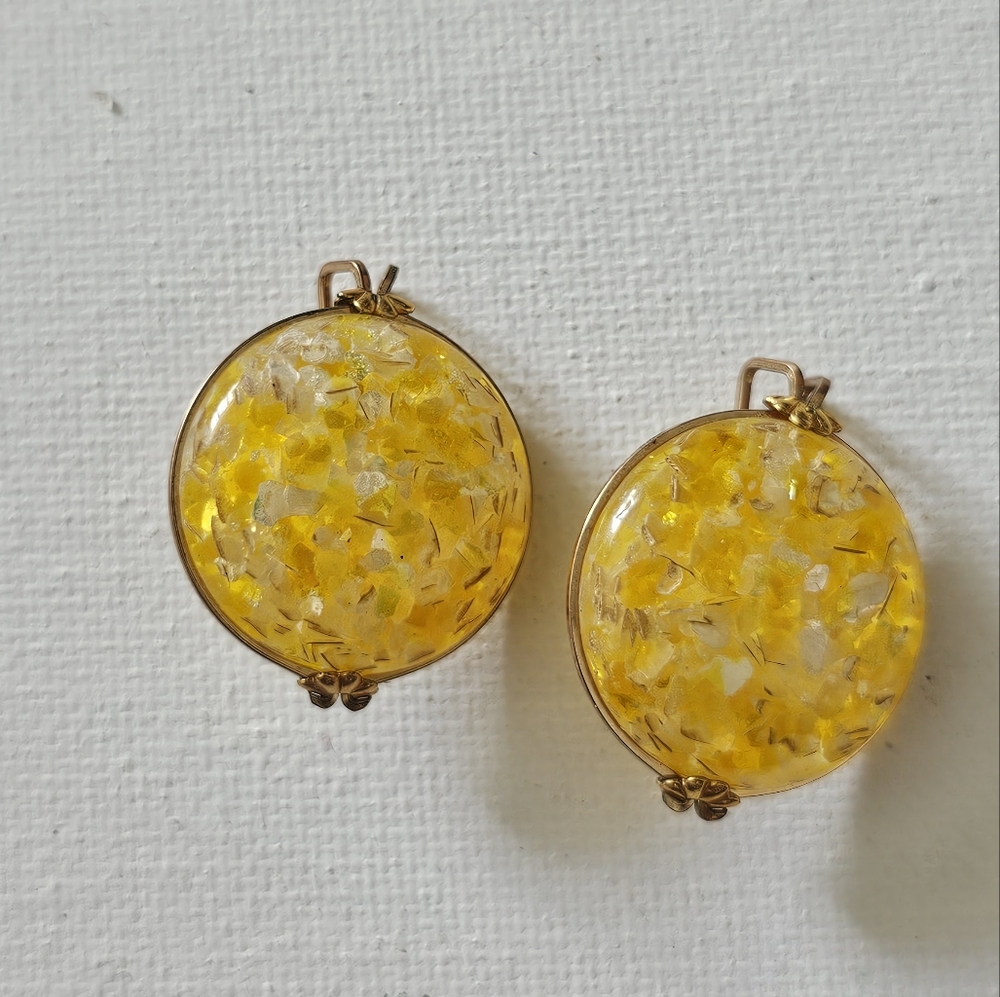 Vintage Confetti Lucite 50s Earrings Hillcraft
